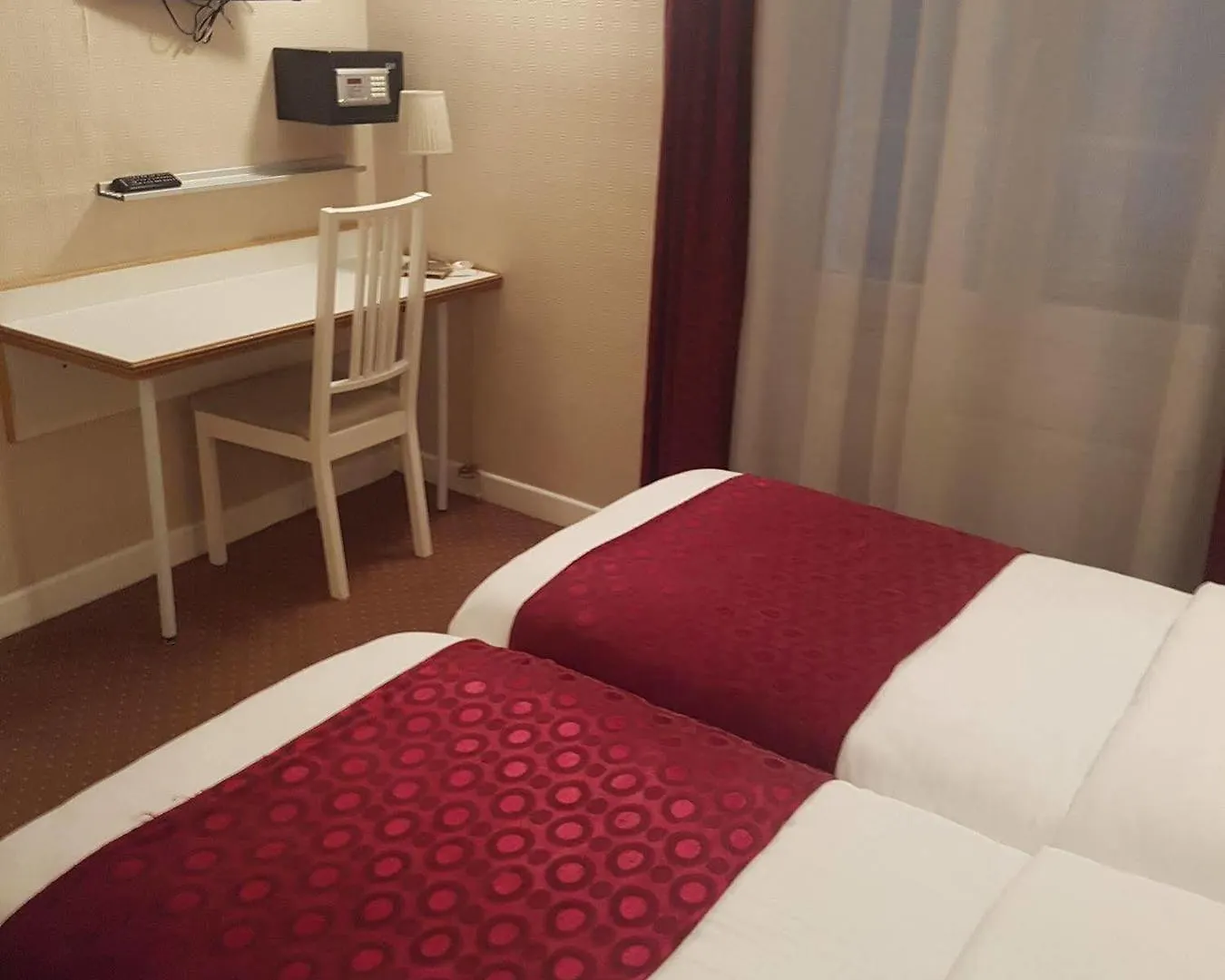 Bellan 2* Paryż